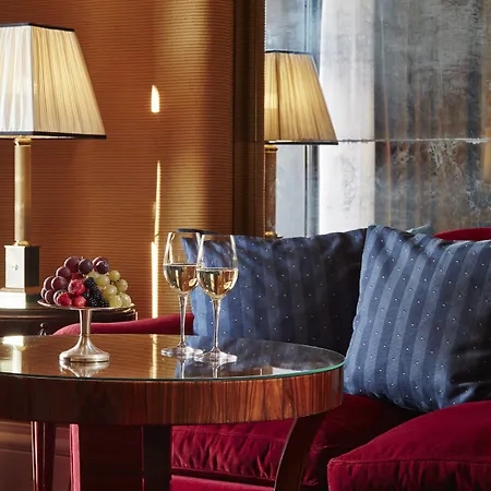 Lord Byron - Small Luxury Of The World Hotel 5*