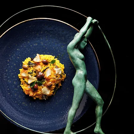 Lord Byron - Small Luxury Of The World 5* Rzym