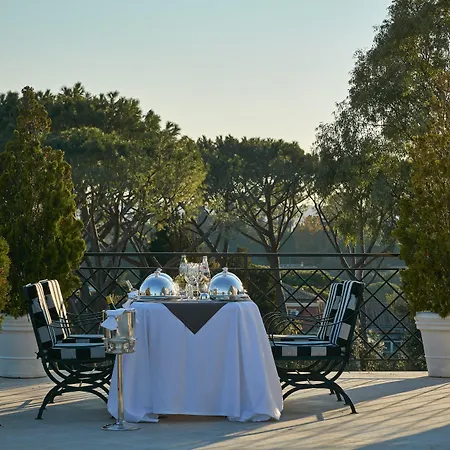 Lord Byron - Small Luxury Of The World Hotel