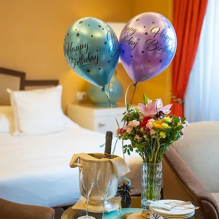 Lord Byron - Small Luxury Of The World 5*