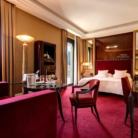 Lord Byron - Small Luxury Of The World Rome